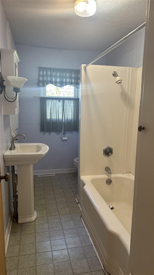709 E 3rd Street Kalona IA 52247