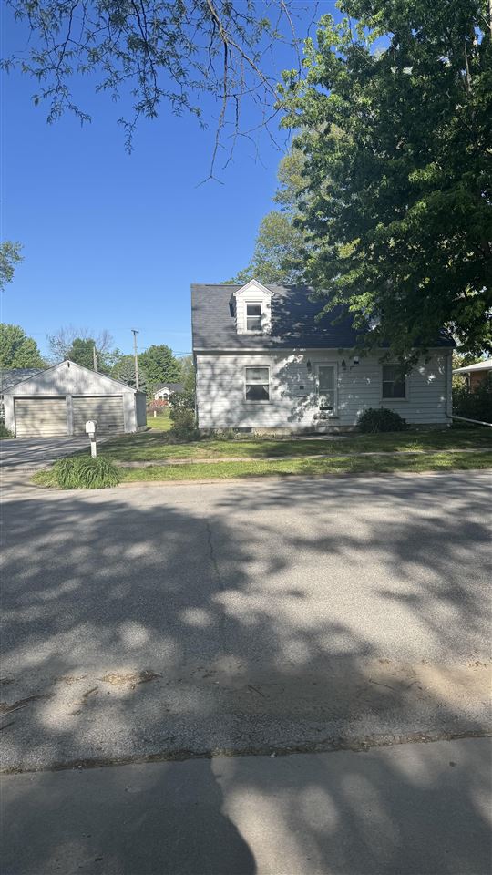 709 E 3rd Street Kalona IA 52247