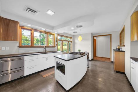 425 Beldon Avenue Iowa City IA 52246