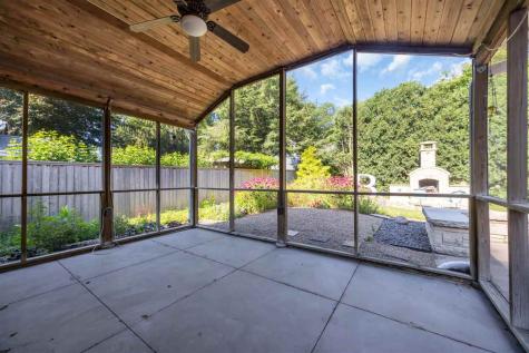425 Beldon Avenue Iowa City IA 52246