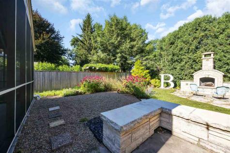 425 Beldon Avenue Iowa City IA 52246