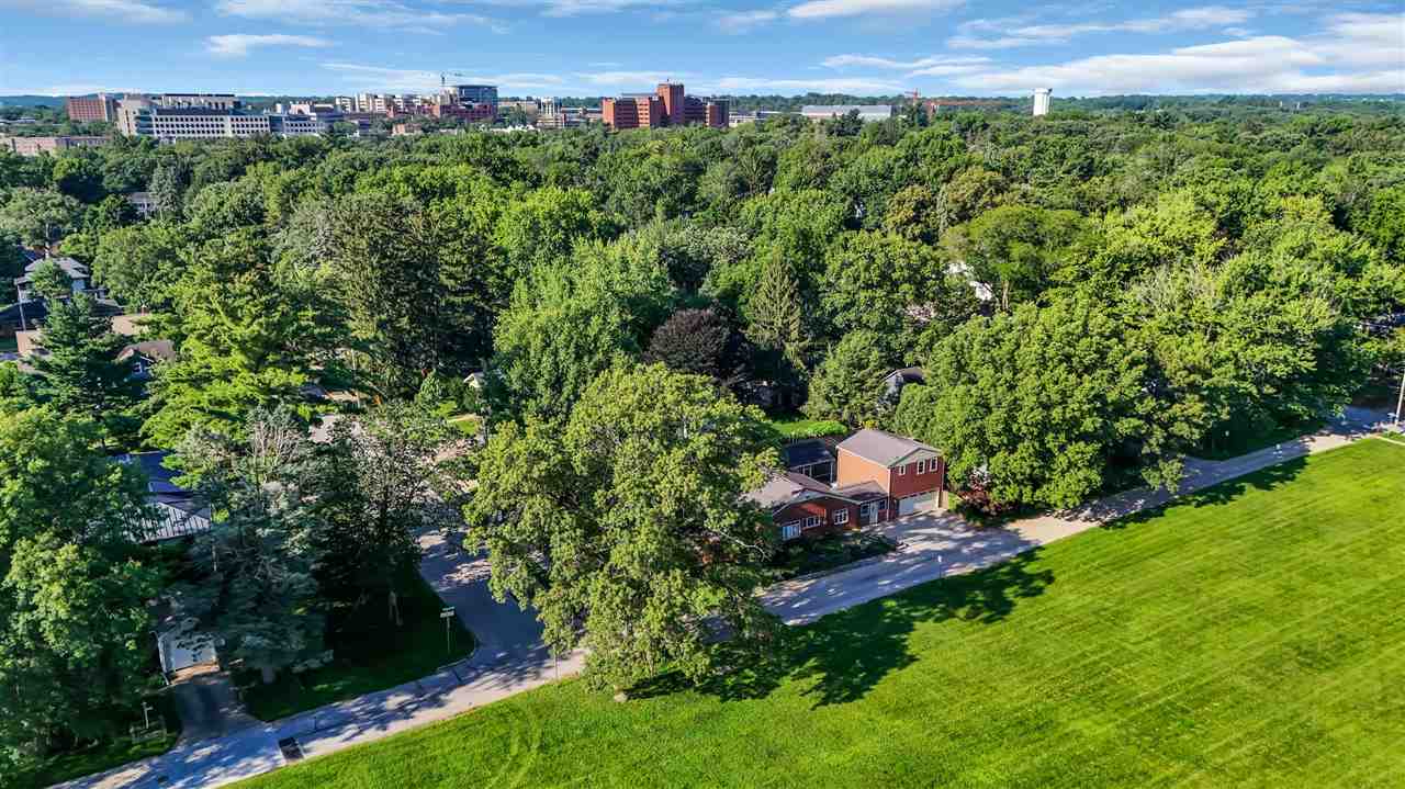 425 Beldon Avenue Iowa City IA 52246