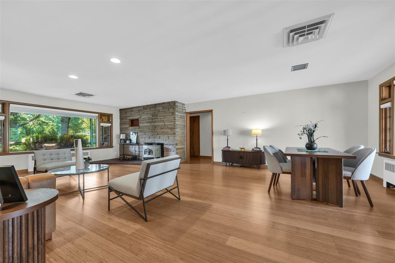 425 Beldon Avenue Iowa City IA 52246