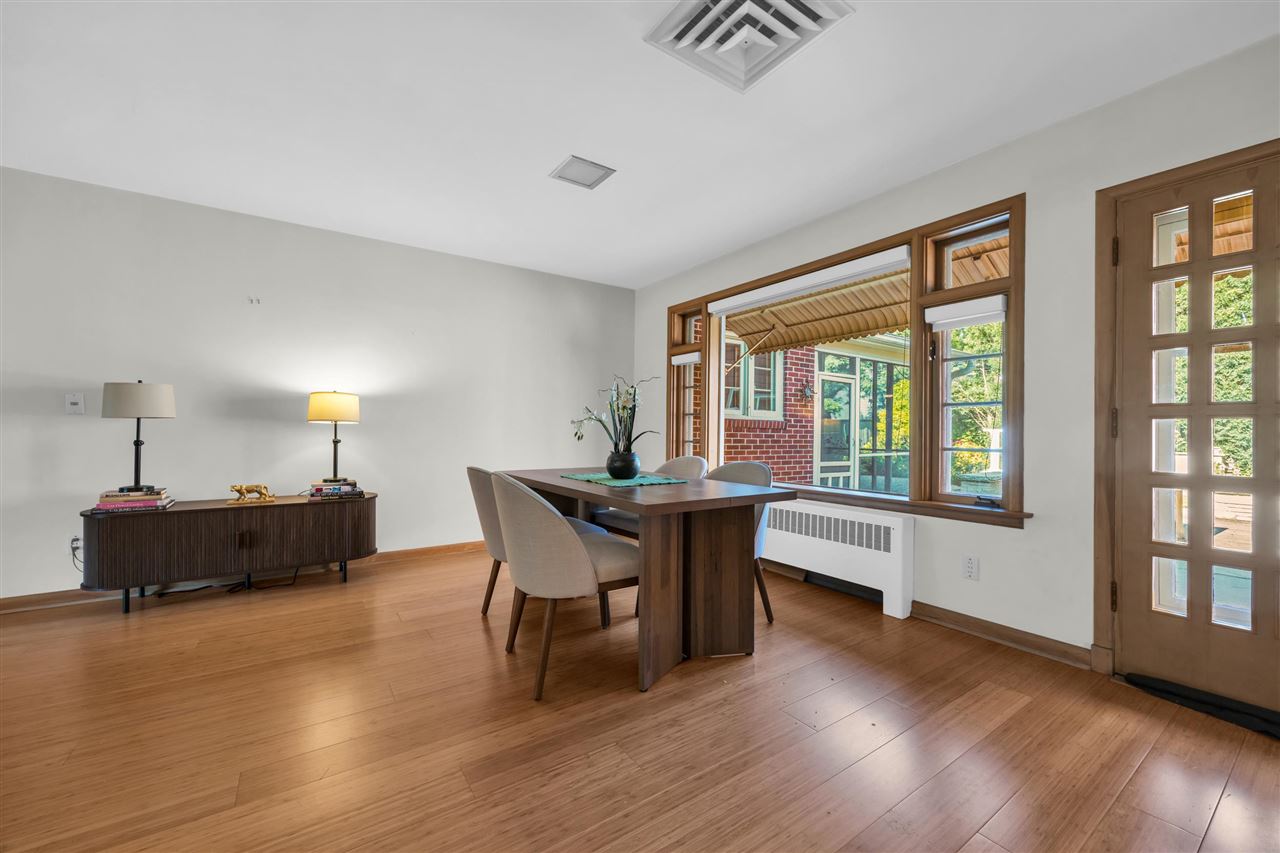 425 Beldon Avenue Iowa City IA 52246