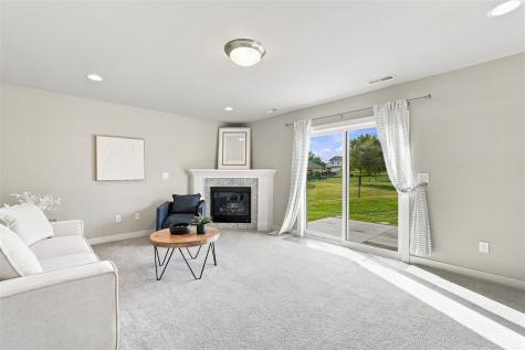 63 Colchester Drive Iowa City IA 52245