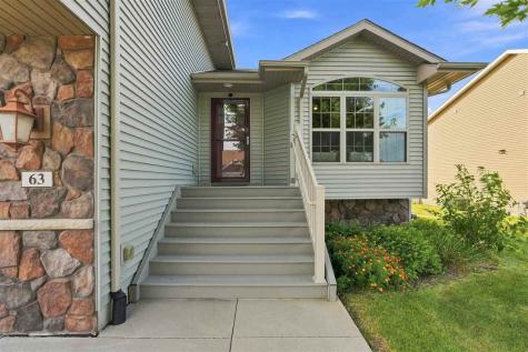 63 Colchester Drive Iowa City IA 52245