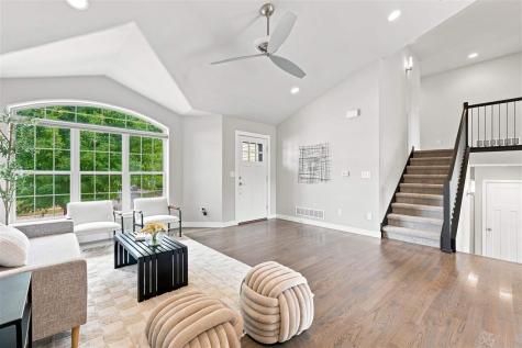 63 Colchester Drive Iowa City IA 52245