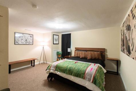 1816 Rochester Avenue Iowa City IA 52245