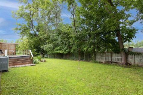 1816 Rochester Avenue Iowa City IA 52245