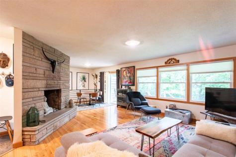 1816 Rochester Avenue Iowa City IA 52245