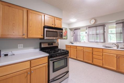 1816 Rochester Avenue Iowa City IA 52245