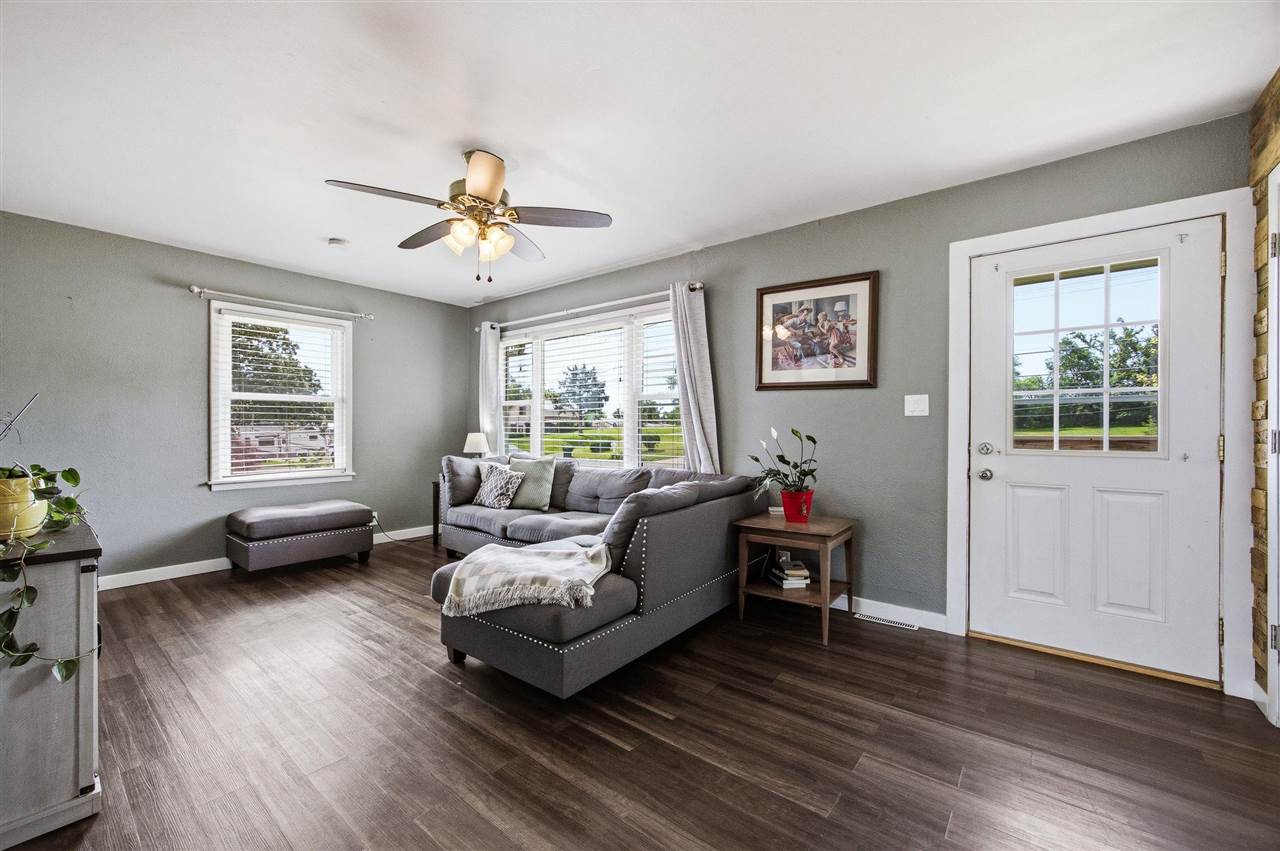 272 28th Avenue SW Cedar Rapids IA 52404