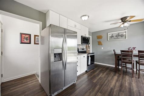 272 28th Avenue SW Cedar Rapids IA 52404
