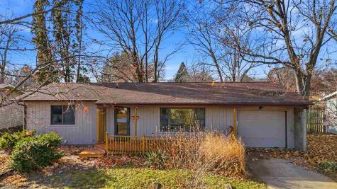 1515 Spruce Street Iowa City IA 52240