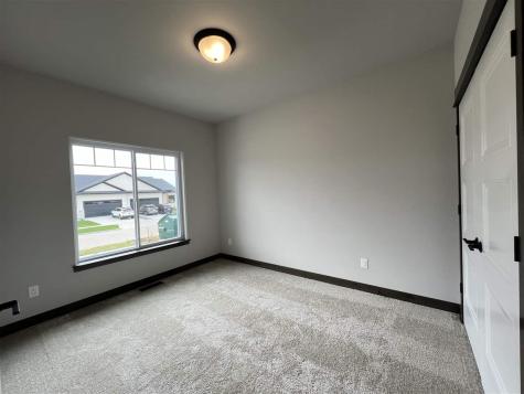 1296 Berkshire Lane North Liberty IA 52317