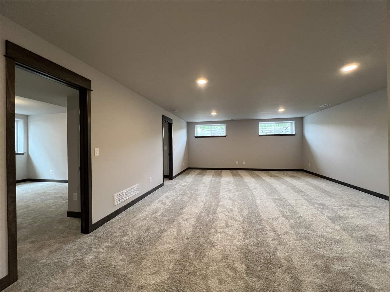 1296 Berkshire Lane North Liberty IA 52317