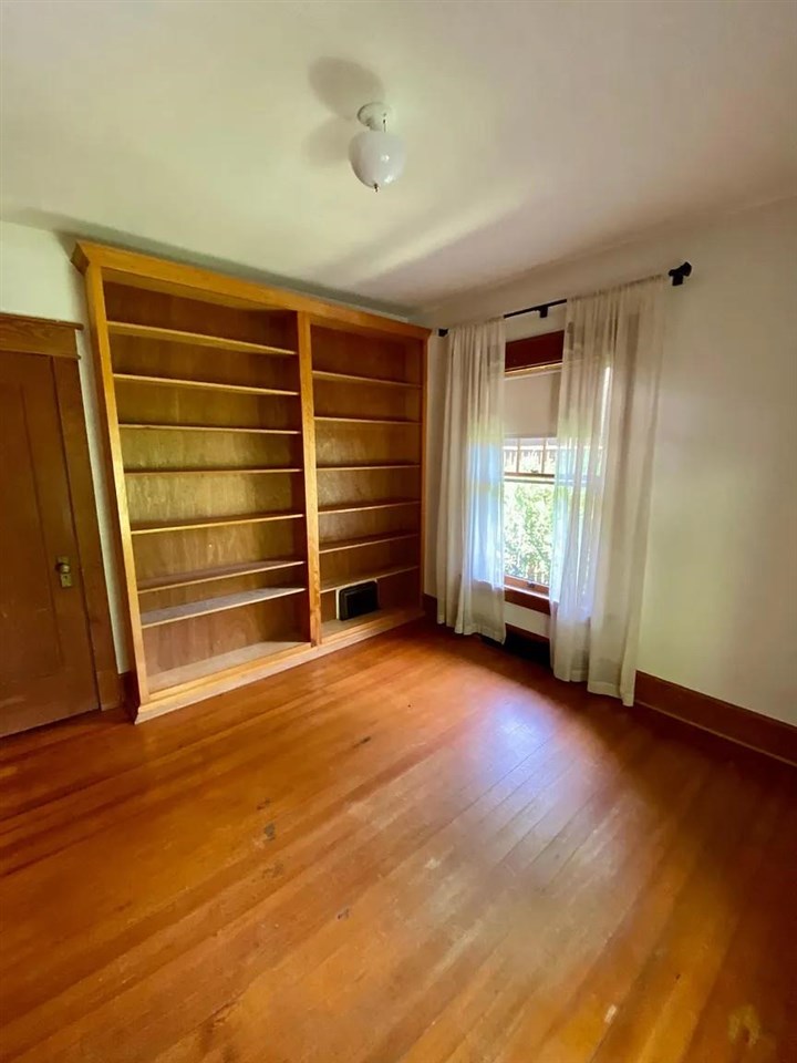 707 Rundell Street Iowa City IA 52240