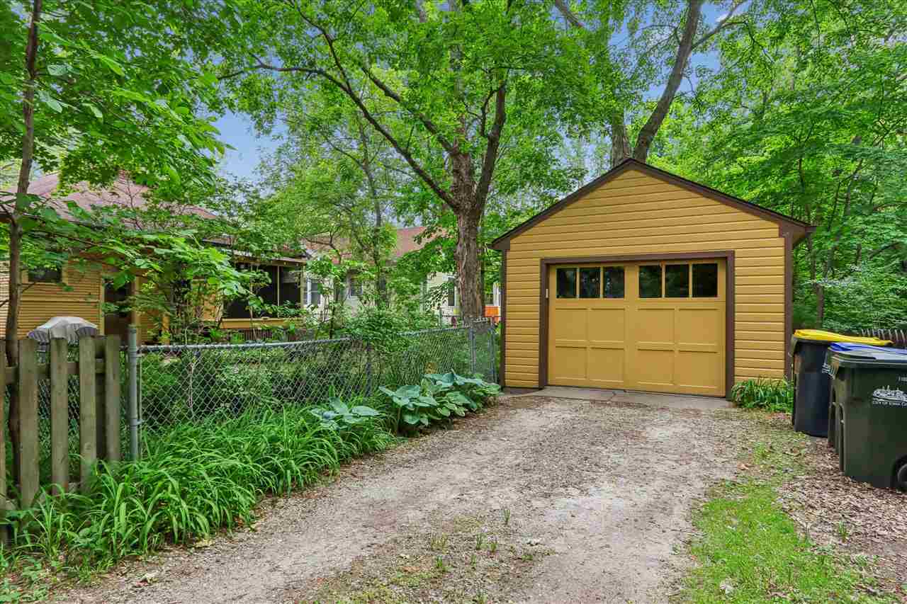 707 Rundell Street Iowa City IA 52240