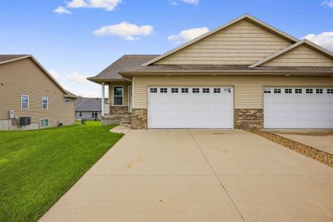 1135 Redbud Avenue Tiffin IA 52340