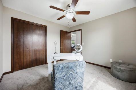 1135 Redbud Avenue Tiffin IA 52340