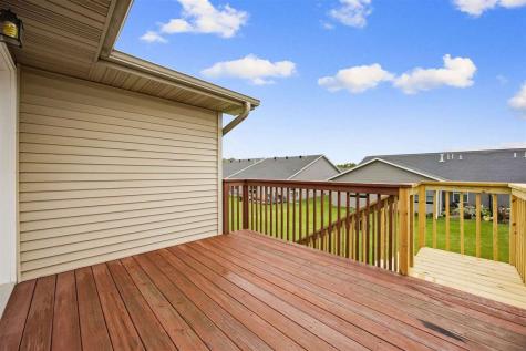 1135 Redbud Avenue Tiffin IA 52340