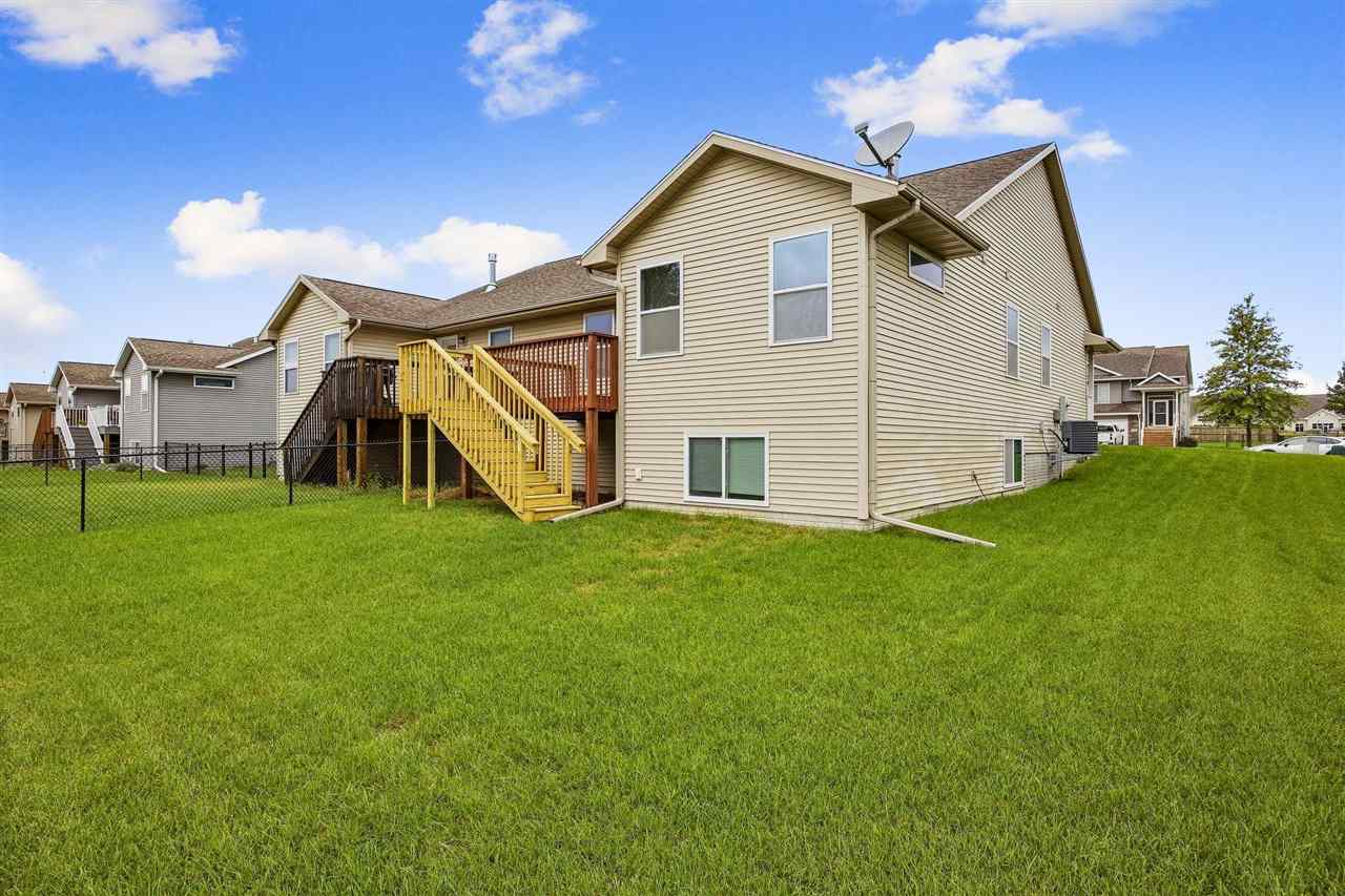 1135 Redbud Avenue Tiffin IA 52340