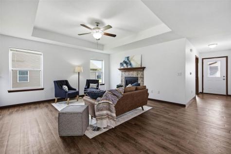 1135 Redbud Avenue Tiffin IA 52340