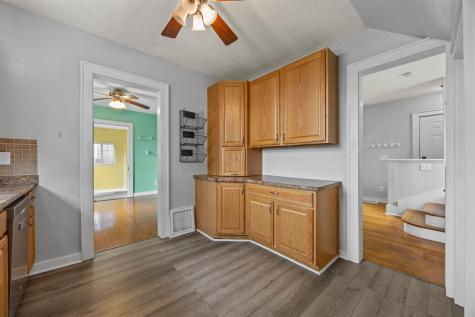1960 2nd Avenue SE Cedar Rapids IA 52403