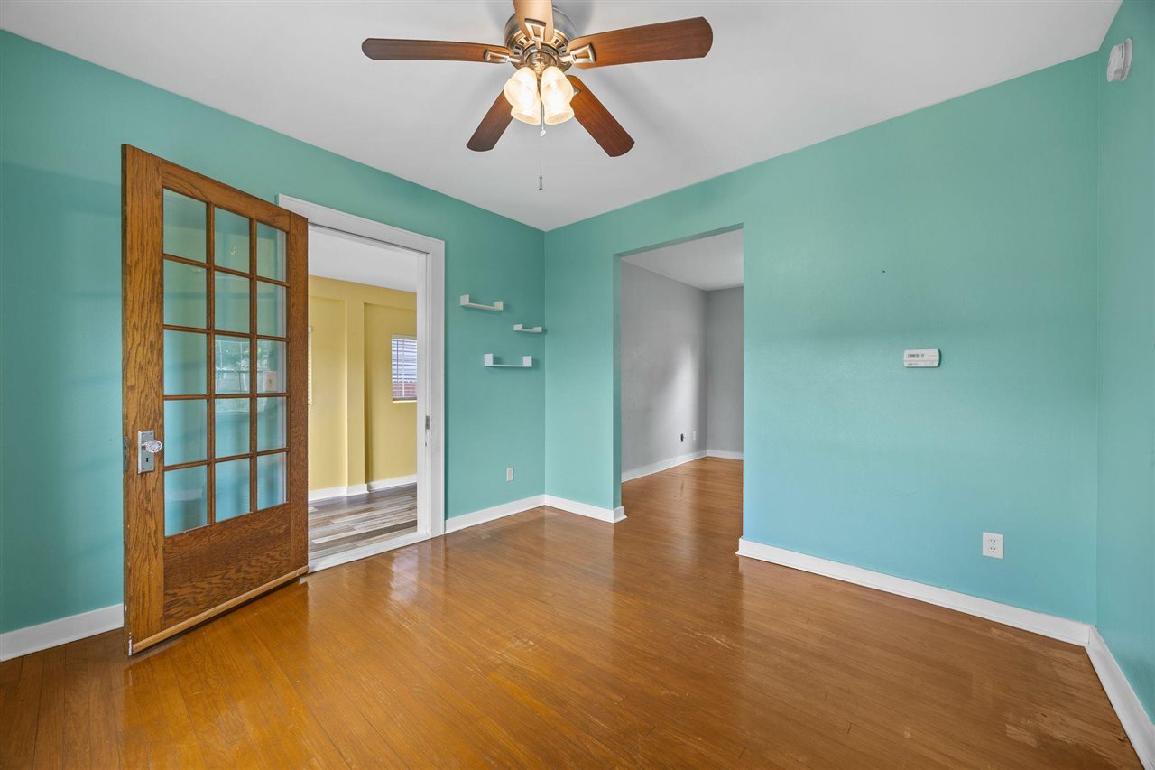1960 2nd Avenue SE Cedar Rapids IA 52403