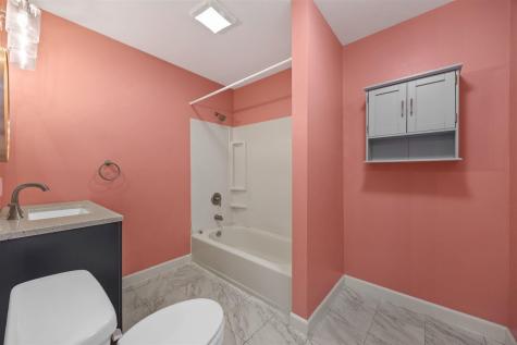 1960 2nd Avenue SE Cedar Rapids IA 52403