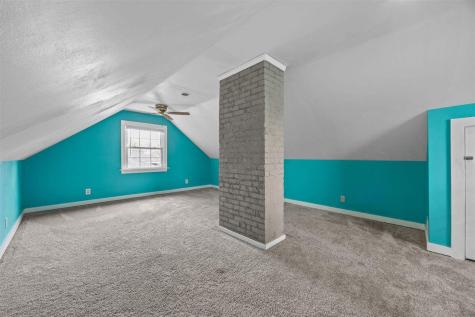 1960 2nd Avenue SE Cedar Rapids IA 52403