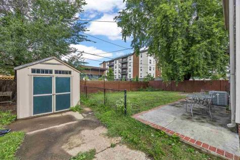 1960 2nd Avenue SE Cedar Rapids IA 52403