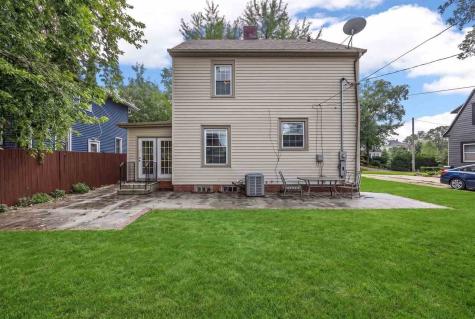 1960 2nd Avenue SE Cedar Rapids IA 52403