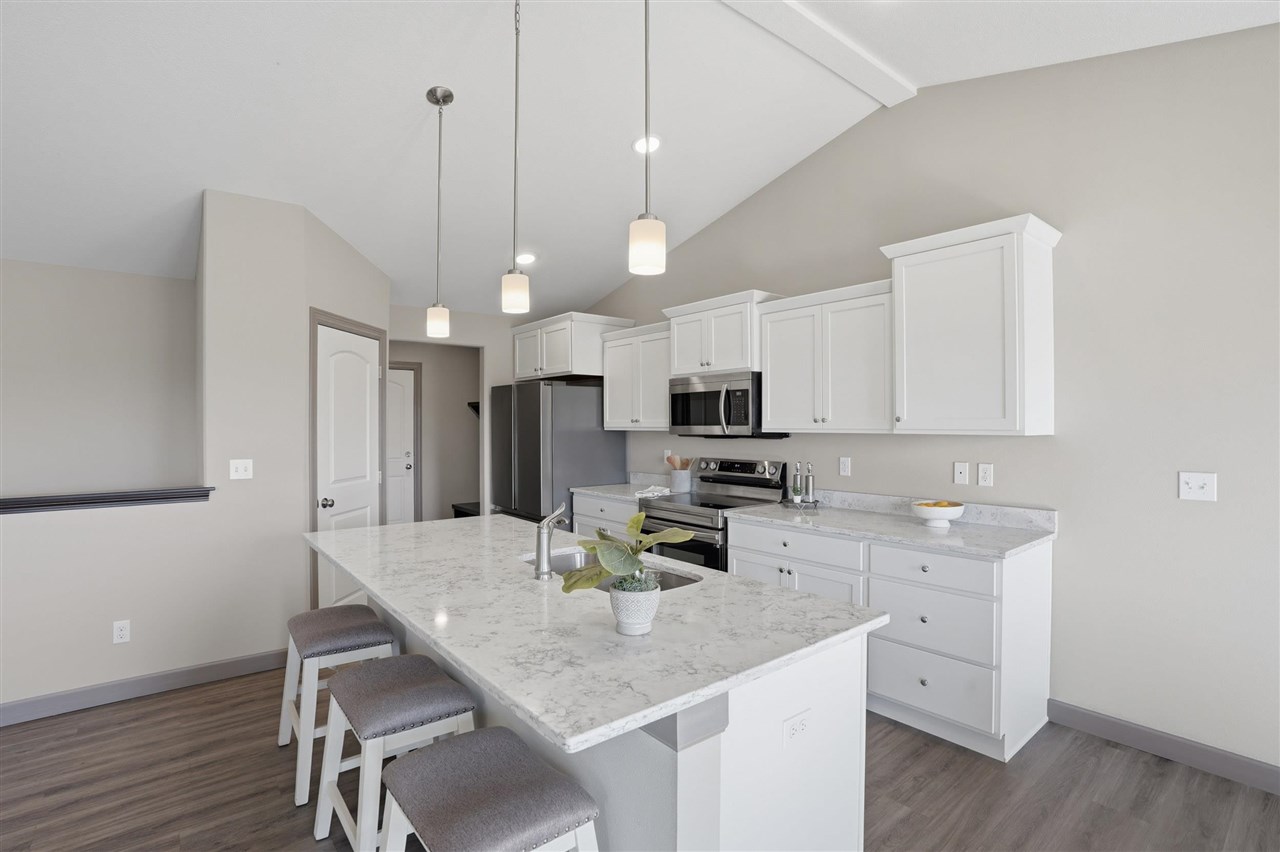 1730 Scarlet Sage Drive SW Cedar Rapids IA 52404