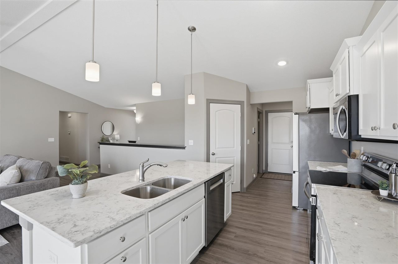 1730 Scarlet Sage Drive SW Cedar Rapids IA 52404