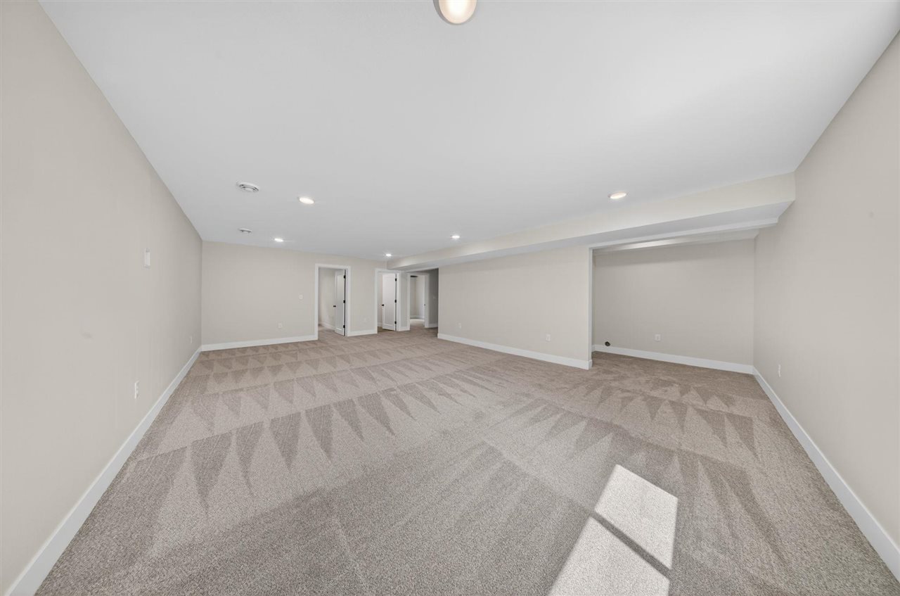 1275 Eisenhower Boulevard North Liberty IA 52317