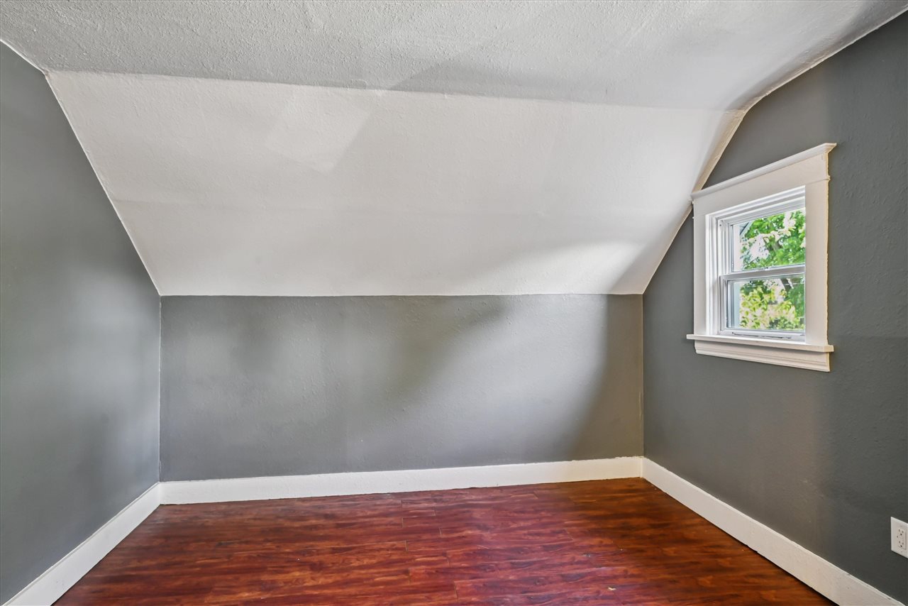 280 14th Avenue SW Cedar Rapids IA 52404