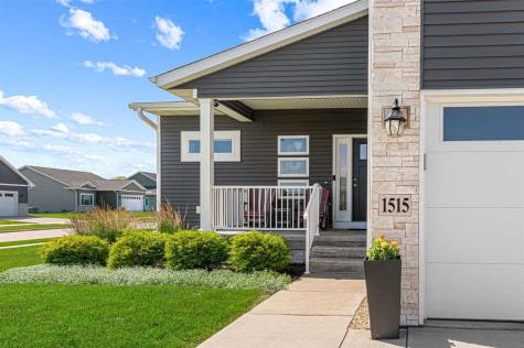1515 Franklin Street North Liberty IA 52317