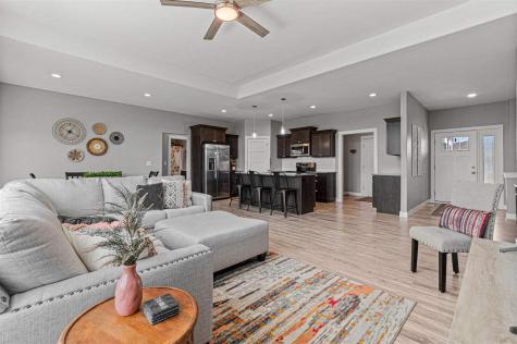 1515 Franklin Street North Liberty IA 52317
