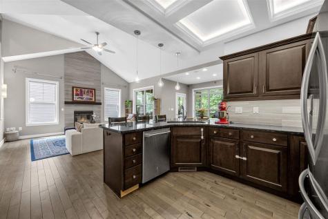 856 Sugar Loaf Circle Iowa City IA 52245