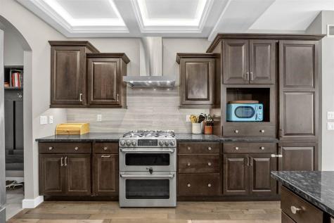 856 Sugar Loaf Circle Iowa City IA 52245