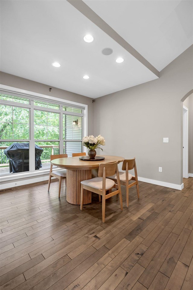 856 Sugar Loaf Circle Iowa City IA 52245