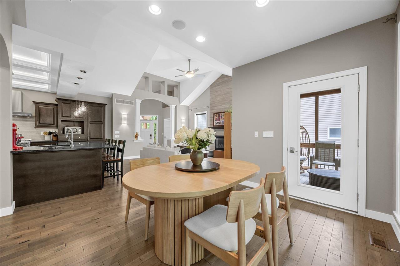 856 Sugar Loaf Circle Iowa City IA 52245