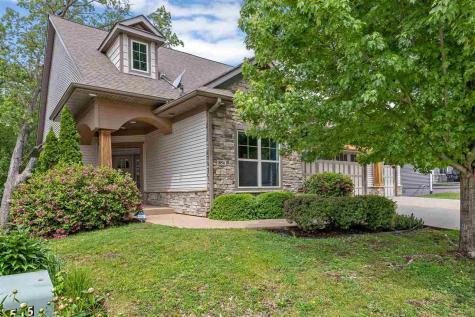 856 Sugar Loaf Circle Iowa City IA 52245
