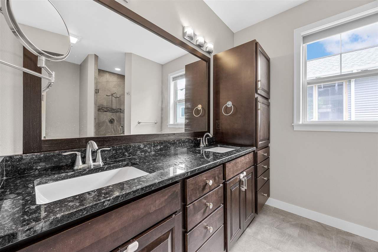 856 Sugar Loaf Circle Iowa City IA 52245