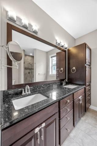 856 Sugar Loaf Circle Iowa City IA 52245