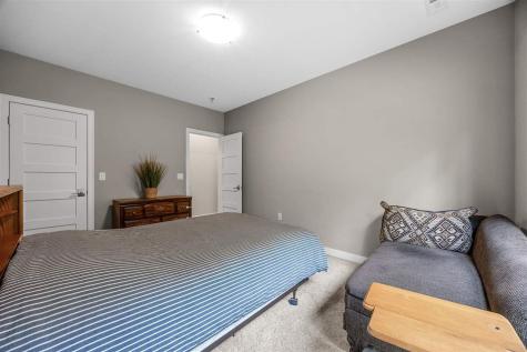 856 Sugar Loaf Circle Iowa City IA 52245