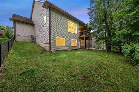 856 Sugar Loaf Circle Iowa City IA 52245
