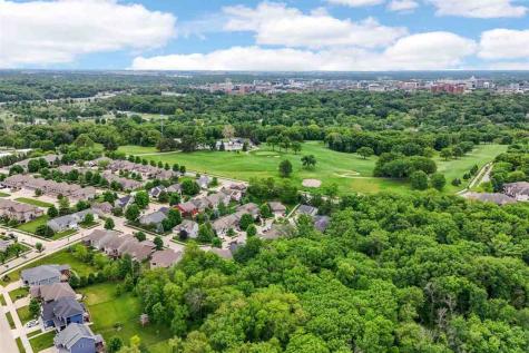 856 Sugar Loaf Circle Iowa City IA 52245