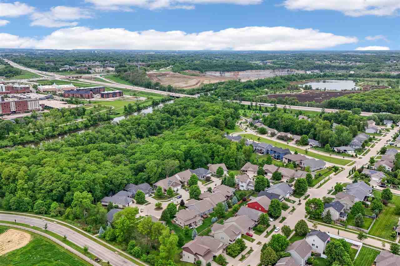 856 Sugar Loaf Circle Iowa City IA 52245